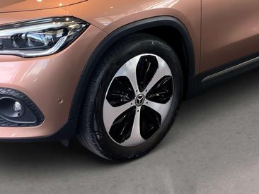 Mercedes GLA 220 D — photo 20