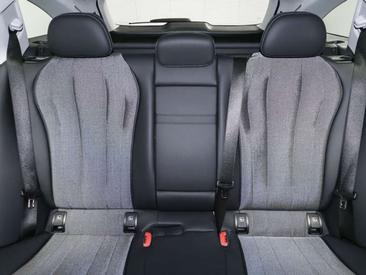 Mercedes Classe E Berline 200 — photo 8