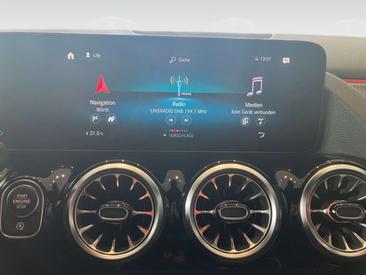 Mercedes GLA 220 D — photo 21