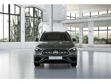 Mercedes GLA 200 — photo 4