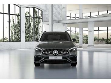 Mercedes GLA 200 — photo 4