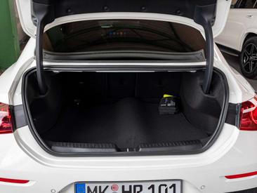 Mercedes CLA Berline 200 — photo 22