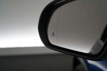 Mercedes EQA 250 — photo 27