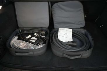 Mercedes EQA 250 — photo 23