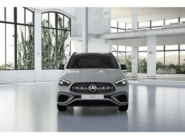Mercedes GLA 200 — photo 4