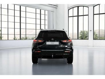 Mercedes GLA 200 — photo 5