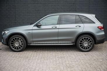 Mercedes GLC 300 E — photo 6