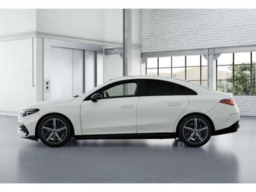 Mercedes CLA Berline 250 — photo 3
