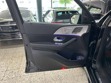 Mercedes GLE 300 D — photo 11