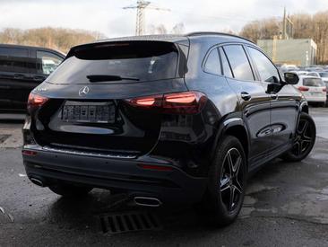 Mercedes GLA 200 — photo 2