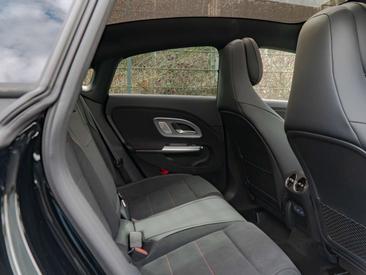 Mercedes CLA Berline 220 4MATIC — photo 8