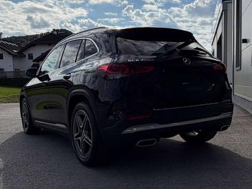 Mercedes GLA 200d — photo 8