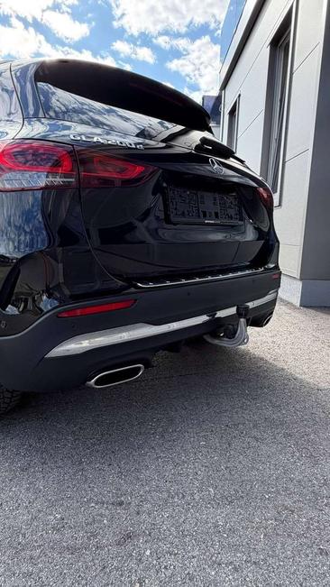 Mercedes GLA 200d — photo 9