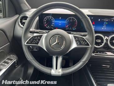 Mercedes GLB 180 D — photo 11