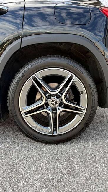 Mercedes GLA 200d — photo 10
