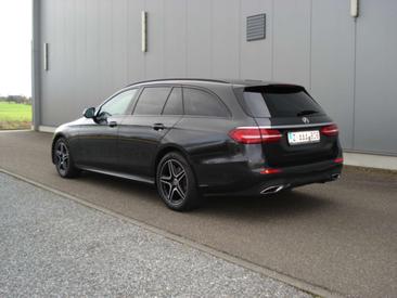 Mercedes Classe E Berline 300 E — photo 4