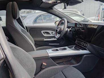 Mercedes CLA Berline 200 — photo 8