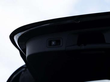 Mercedes GLA 200 — photo 8
