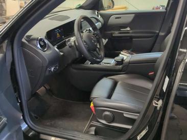 Mercedes GLB 200d — photo 7
