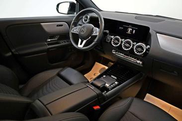Mercedes GLA 250e — photo 2