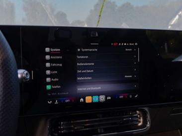 Mercedes CLA Berline 200 — photo 18