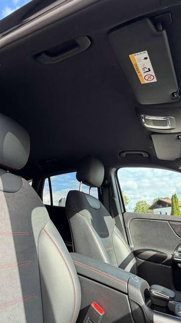 Mercedes GLA 200d — photo 18