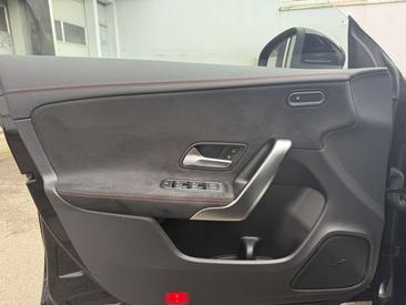 Mercedes CLA Berline 200 D — photo 11