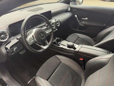 Mercedes CLA Berline 200 D — photo 12
