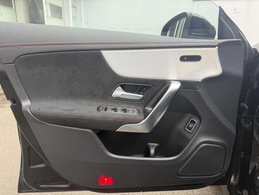 Mercedes CLA Berline 220 D — photo 11