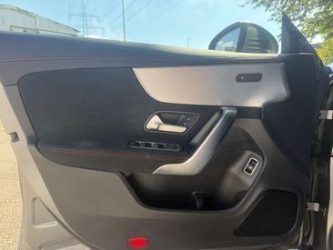Mercedes CLA Berline 250 E — photo 11