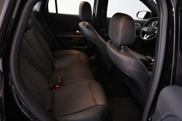 Mercedes GLA 250e — photo 5