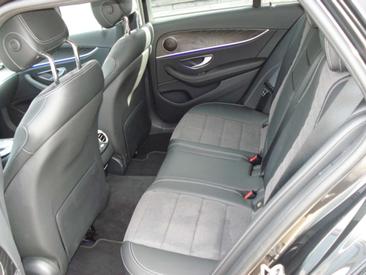 Mercedes Classe E Berline 300 E — photo 16