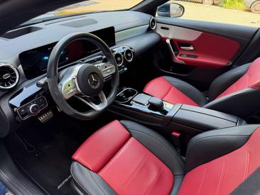 Mercedes CLA Berline 200 D — photo 12