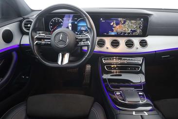 Mercedes Classe E Berline 300 E — photo 9