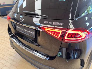 Mercedes GLE 63 S 4Matic — photo 17