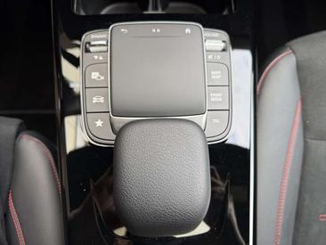 Mercedes CLA Berline 220 D — photo 34