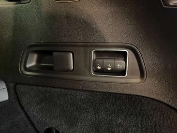Mercedes GLS 580 — photo 21