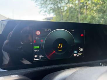 Mercedes CLA Berline 250 E — photo 19