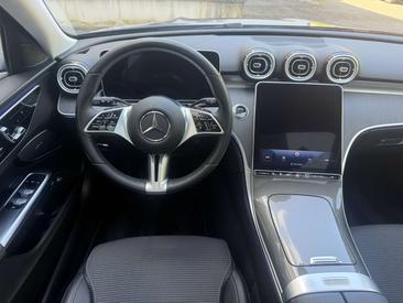 Mercedes Classe C Berline 300 E — photo 17