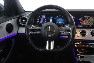 Mercedes Classe E Berline 300 E — photo 13