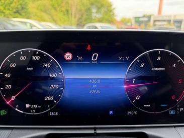 Mercedes Classe C 200 AMG Line — photo 20