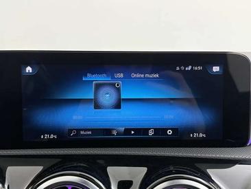 Mercedes CLA Berline 180 — photo 15