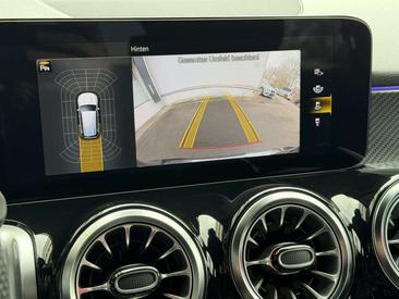 Mercedes GLB 200d — photo 21