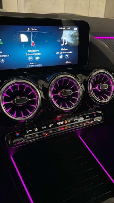 Mercedes GLA 200d — photo 33