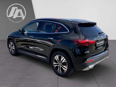 Mercedes GLA 220