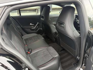Mercedes CLA Berline 200 D — photo 29