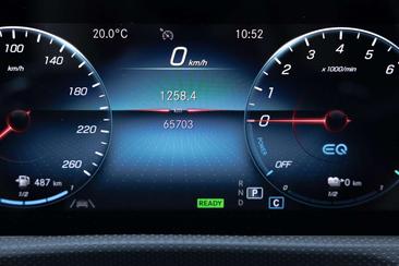 Mercedes CLA Berline 220 — photo 26