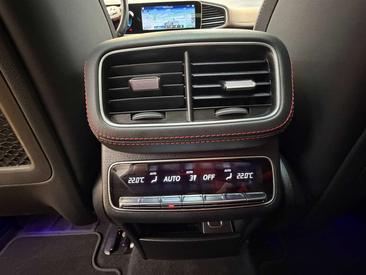 Mercedes GLE 63 S 4Matic — photo 25