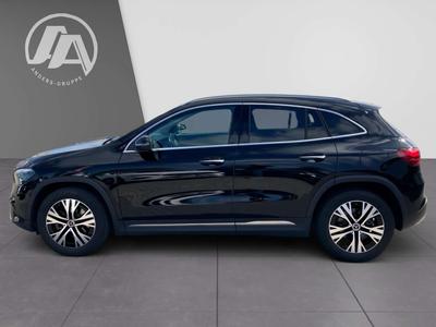 Mercedes GLA 220