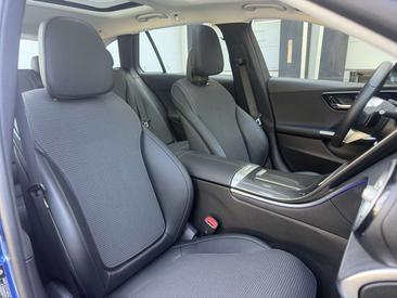 Mercedes Classe C Berline 300 E — photo 26